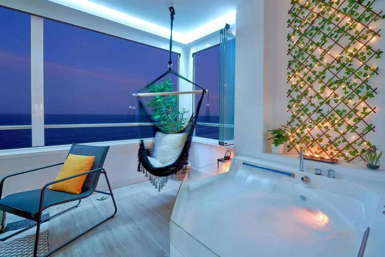 Eden Beach Apartment Torremolinos