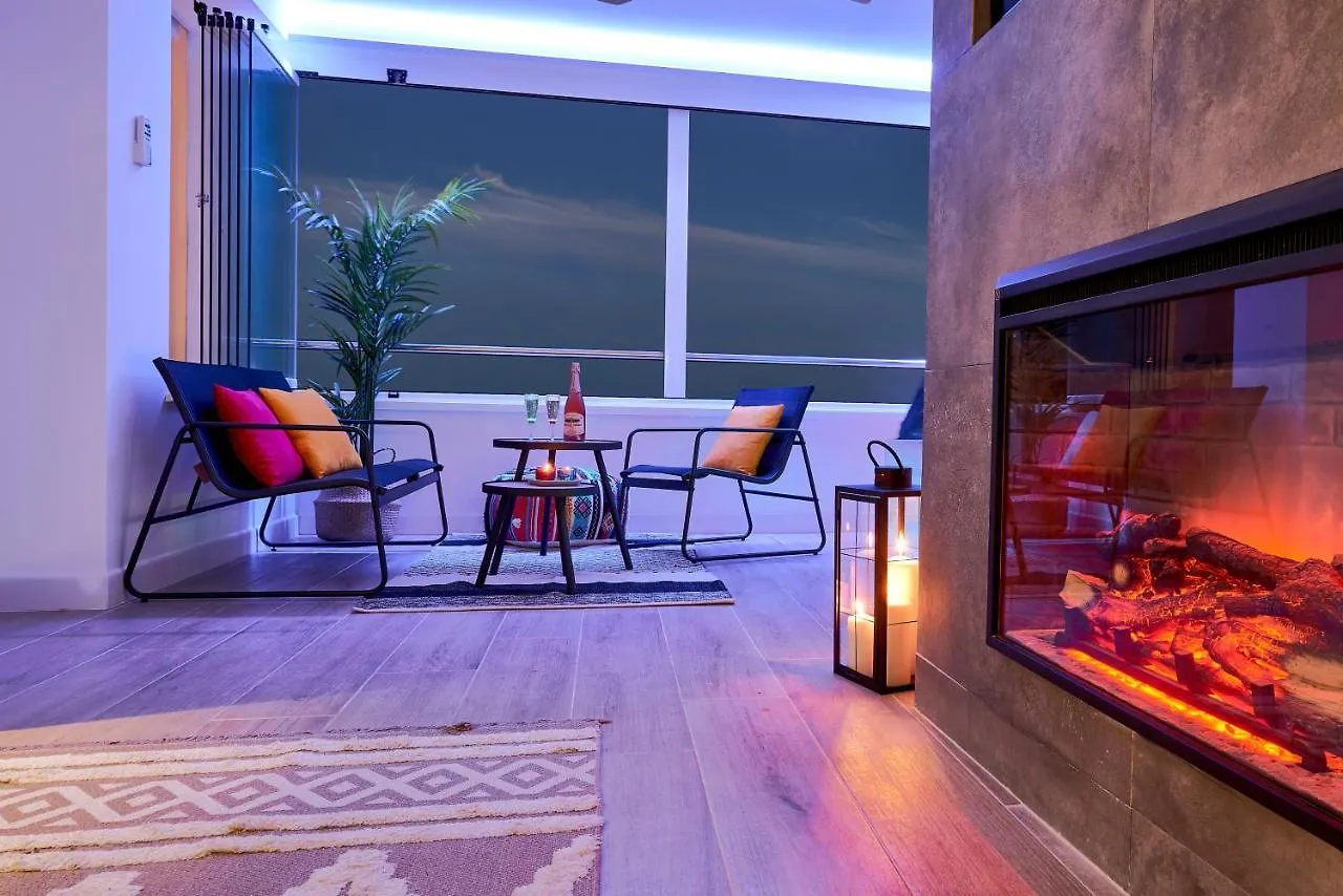 Eden Beach Apartment contacts