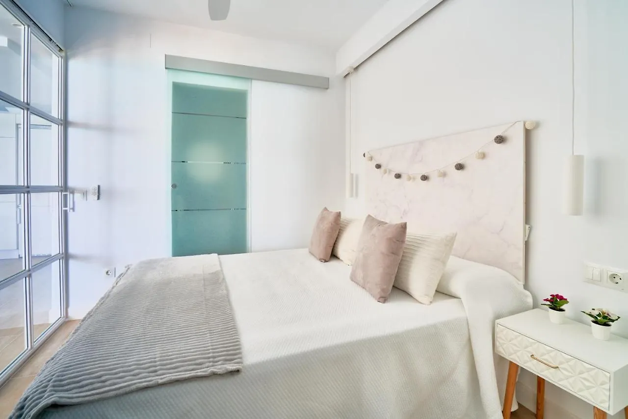 Eden Beach Apartment Torremolinos 0*,